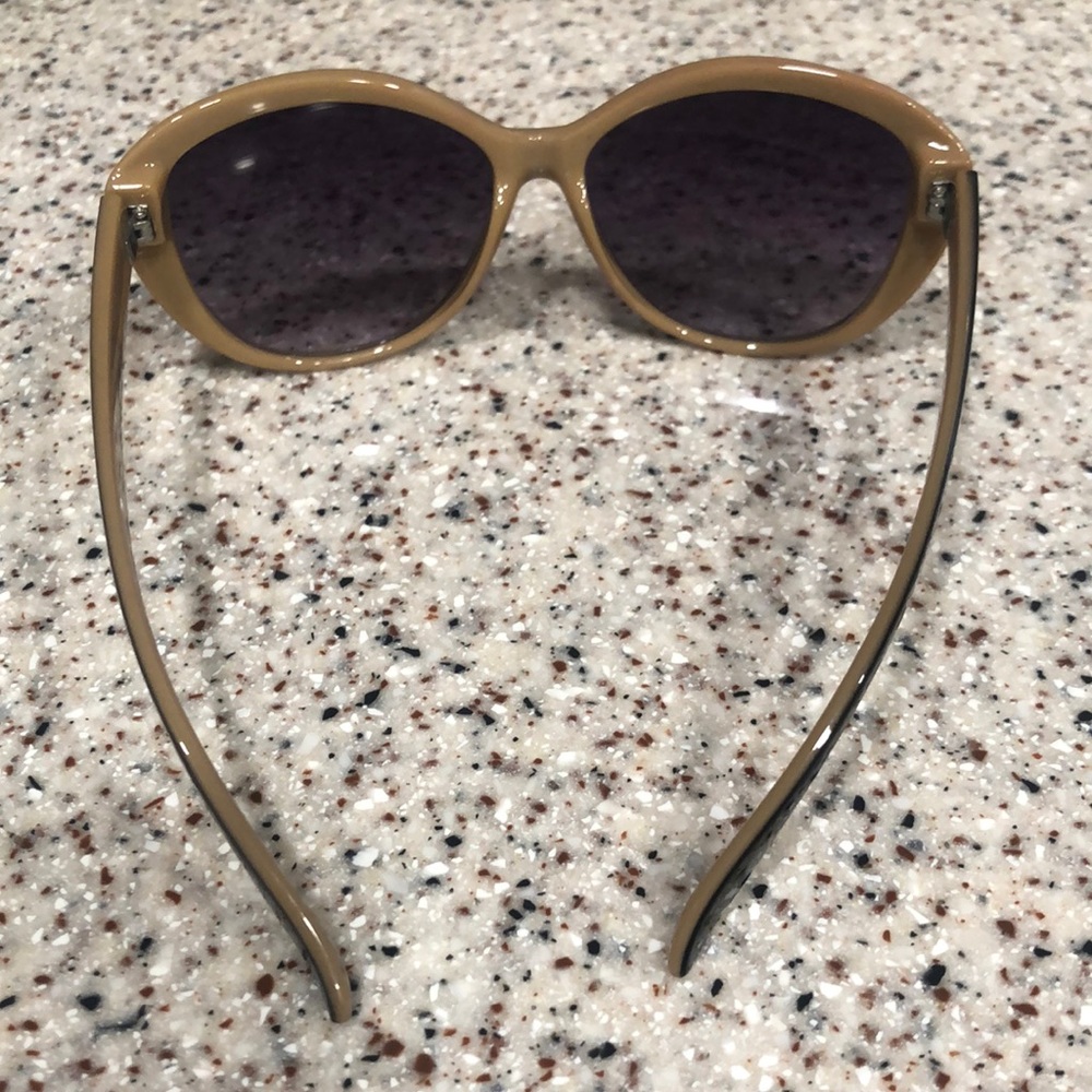 Sunglasses two tone - Picture 3 of 5